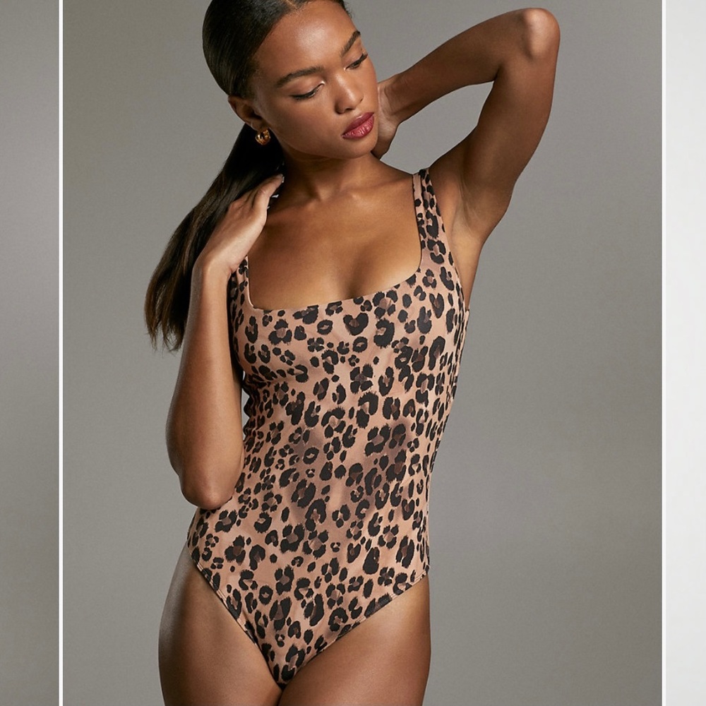 Aritzia Babaton Leopard Bodysuit
